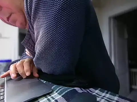 ALPHANDRE live sex cam