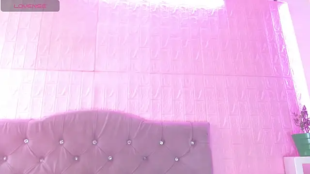 Anita_Daring's cam snapshot