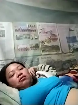 AlilaK2's cam snapshot