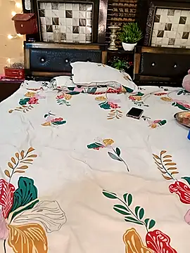 PRIYA_22 live sex cam