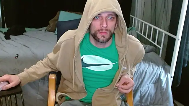 cguffey2284's cam snapshot