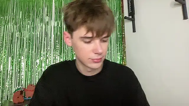 YourMilkyGuy live sex cam