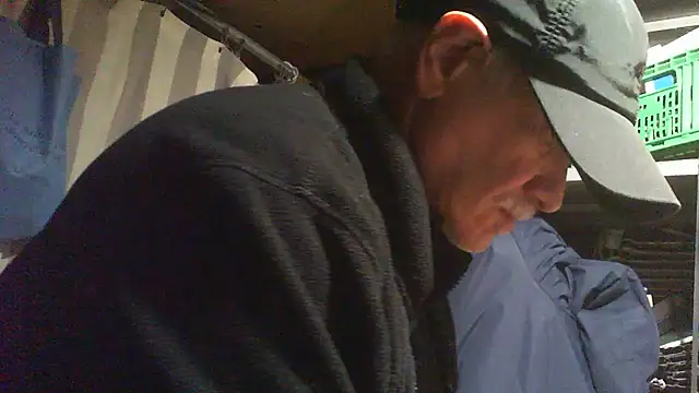 nonnomaturobisex live sex cam