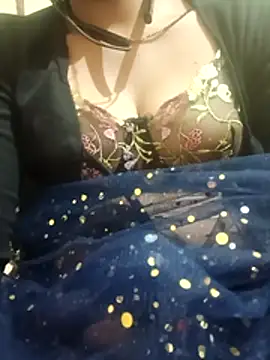 Royal_hotti0011's cam snapshot