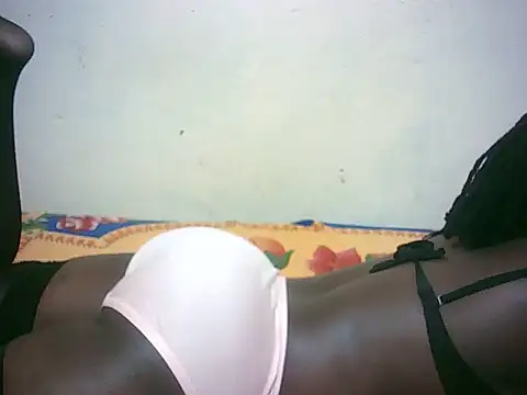 ebony_valleria's cam snapshot