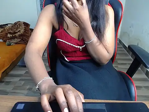 Hottie_yashika's cam snapshot