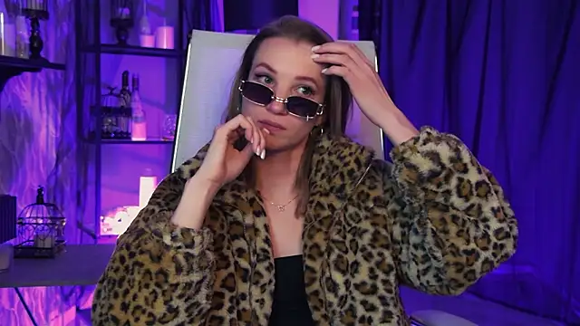 Megan_Rodgers's cam snapshot