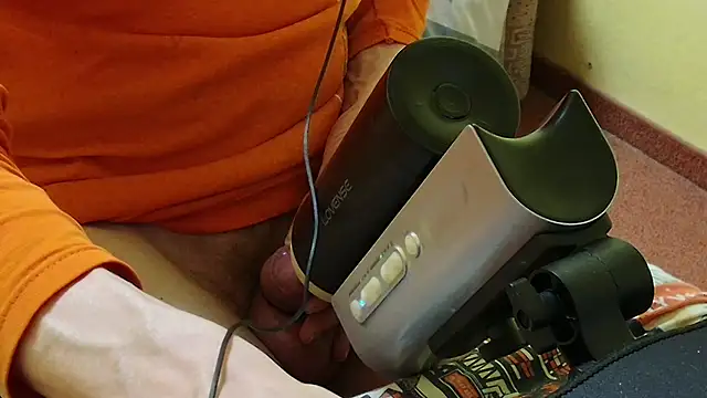 k74robert's cam snapshot