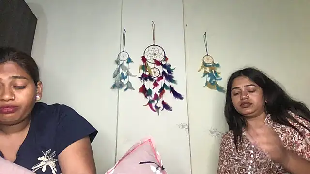 HoleyCoupon's cam snapshot