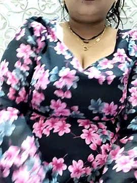 Indian-Nazia's cam snapshot