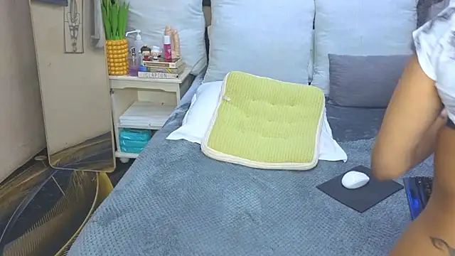 CaramelNatashaxx's cam snapshot