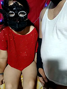 creativecouple854's cam snapshot