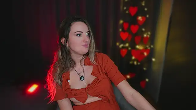 ShyNdWild live sex cam