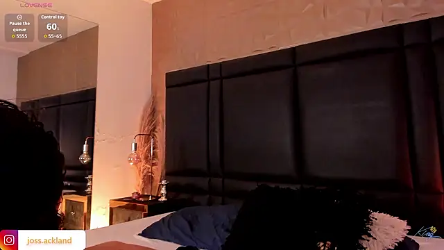 JossAckland live sex cam