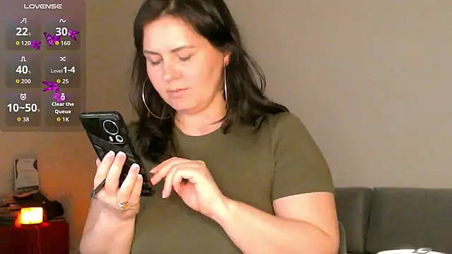 M1ssShyMira's cam snapshot