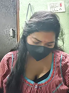 Liyaa_24's cam snapshot