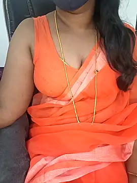 Tamil-hotwife's cam snapshot