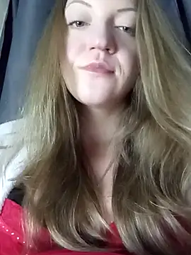 KattyLuuu's cam snapshot