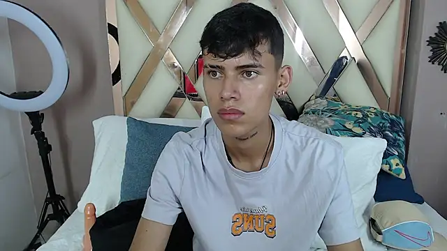 Astaroth_Grigori live sex cam