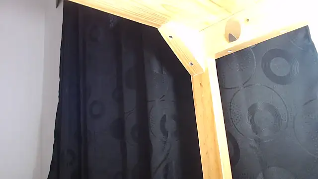 ErosFindomKing's cam snapshot