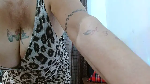 jenny_milf69 live sex cam