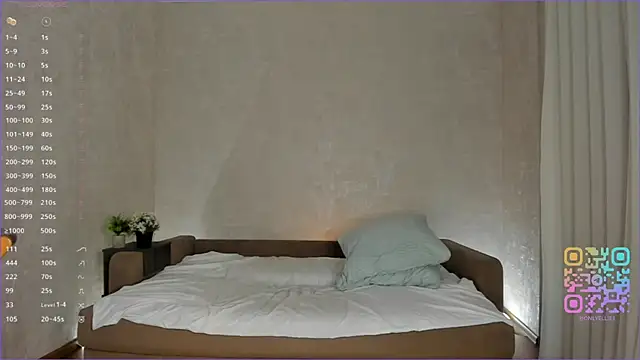 _smile_in_glow_ live sex cam