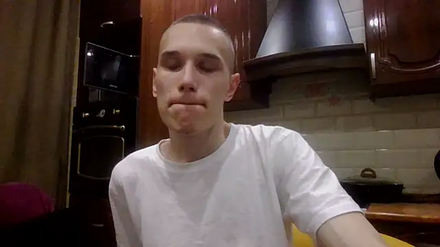 your___honeyy's cam snapshot