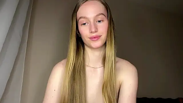 Viktoria_Vibes live sex cam