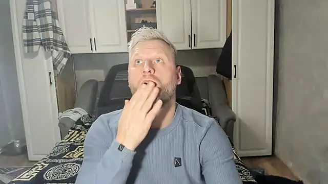 ALEX_BEAUTY2025's cam snapshot