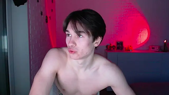 MarkusDean live sex cam