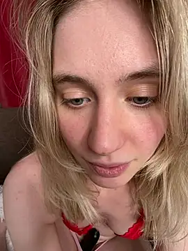 LovelyMiu live sex cam