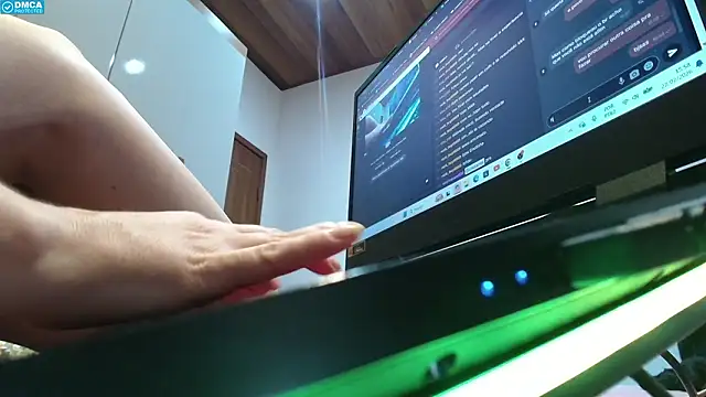 EnolaHot's cam snapshot