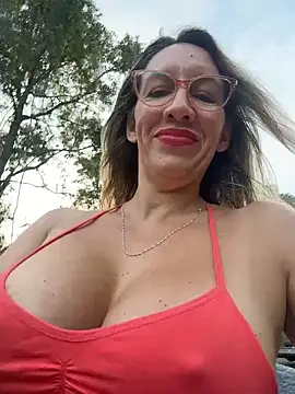 Gatitacarlita's cam snapshot