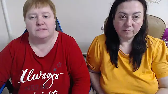 Bertie_Adeline's cam snapshot