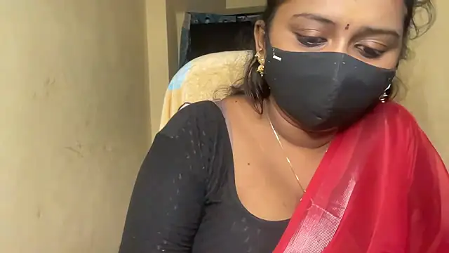 Tanuja-Sexy's cam snapshot