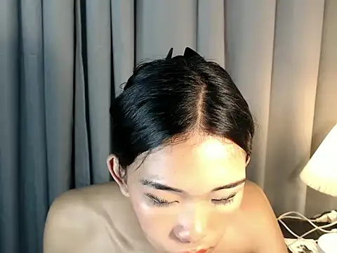 holyakiesha live sex cam