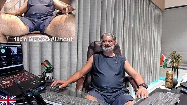 OnlineBossUK live sex cam