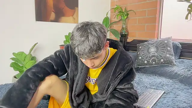 Andy_Belier23 live sex cam