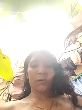 chikivivi- live sex cam