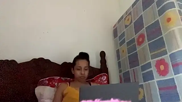 KayleenStoyanoff live sex cam