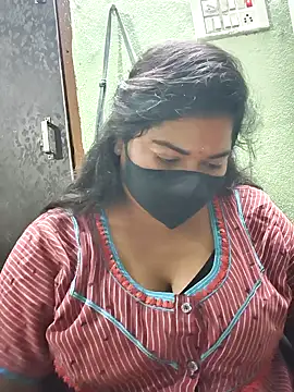 Liyaa_24 live sex cam