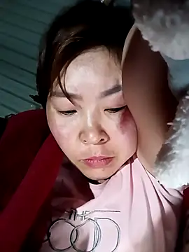 Yiyoongg's cam snapshot