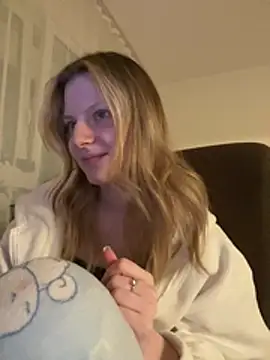 MaryHiggins's cam snapshot