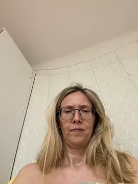 MollyStory live sex cam
