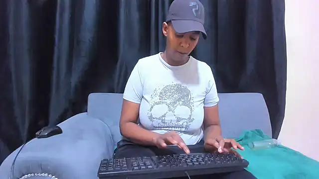 SexyCurves9 live sex cam