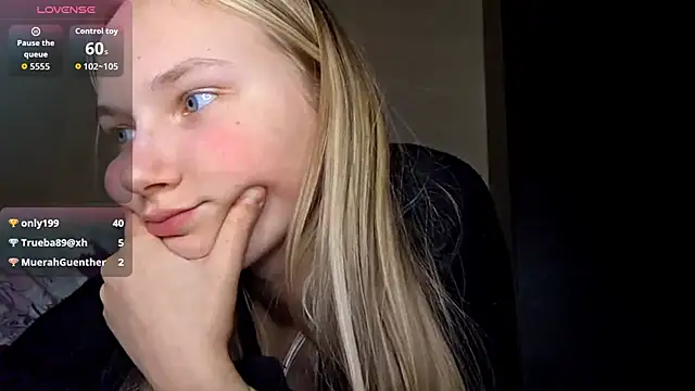 KarinRobertson live sex cam