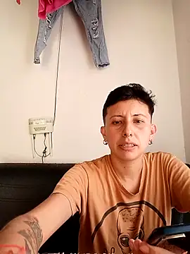 Mei_and_Gaby live sex cam