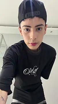 Sebastian_Reed live sex cam