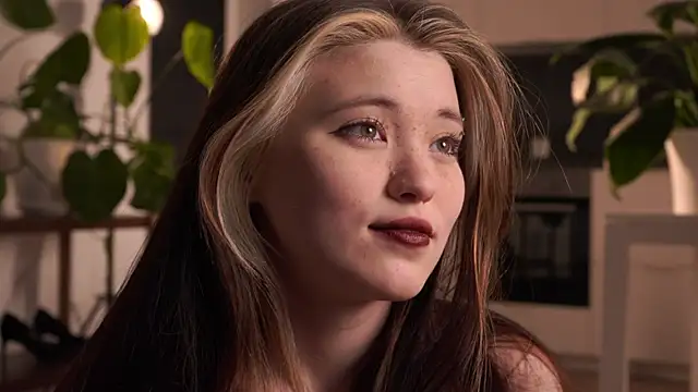 EleniRoeber live sex cam