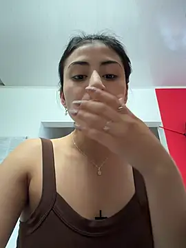 fiorella_paris's cam snapshot